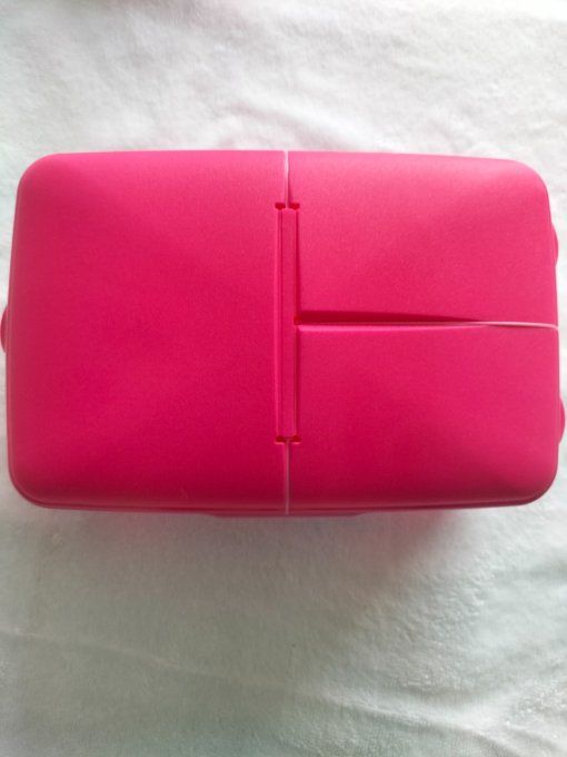Lunch box