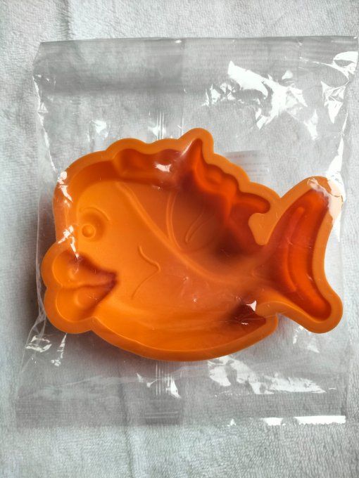 Petit moule en silicone forme poisson