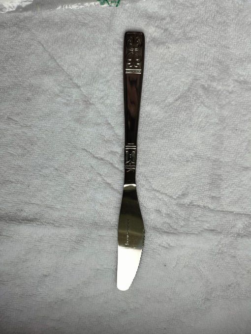 Lot 6 couteaux