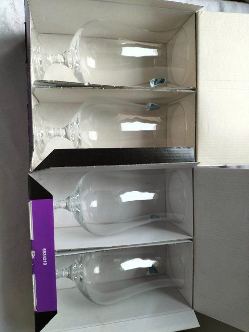 Lot 4 verres à cocktail