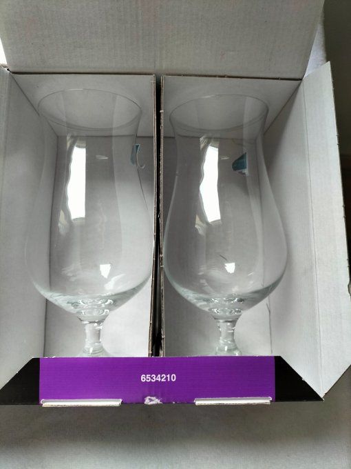 Lot 4 verres à cocktail