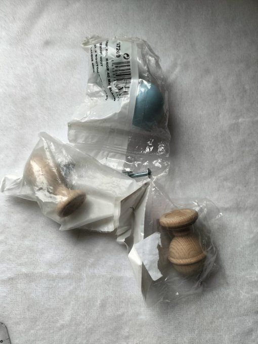 Lot 4 boutons de porte