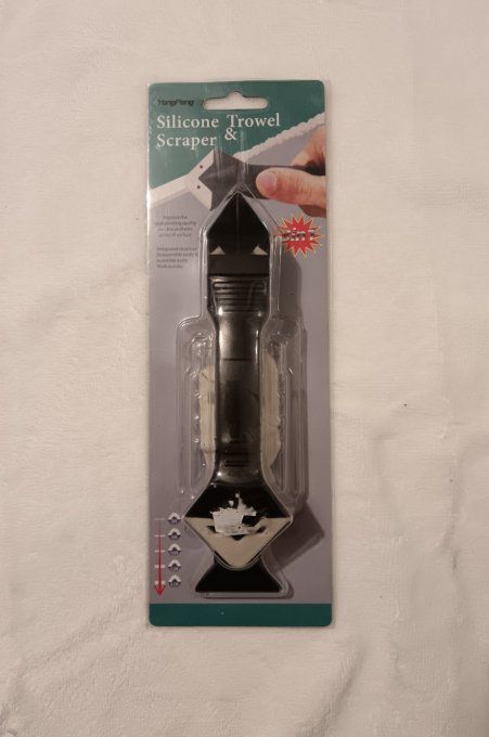 Spatule pour joint silicone