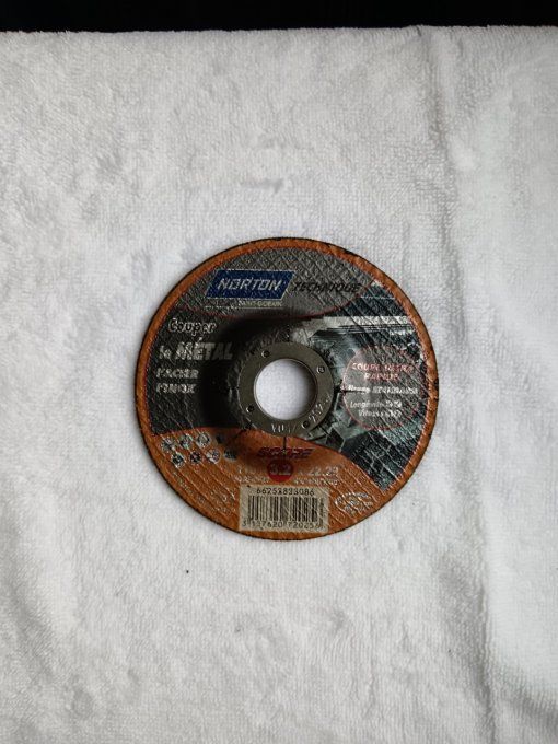 Disque à tronçonner métaux 115x3.2x22.23mm