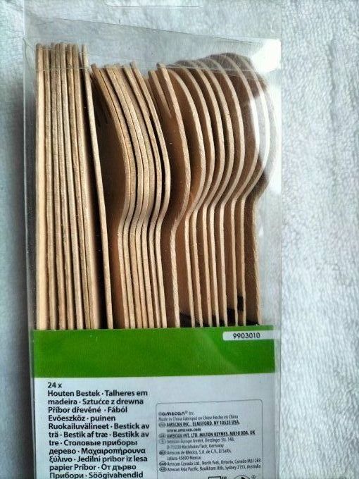 Lot 24 couverts en bois